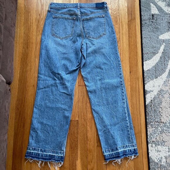 Abercrombie & Fitch Curve Love Low Rise Baggy Jeans, Womens Size 28 (6R) - Picture 4 of 6